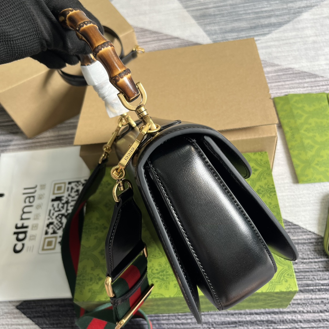 Gucci Satchel Bags
